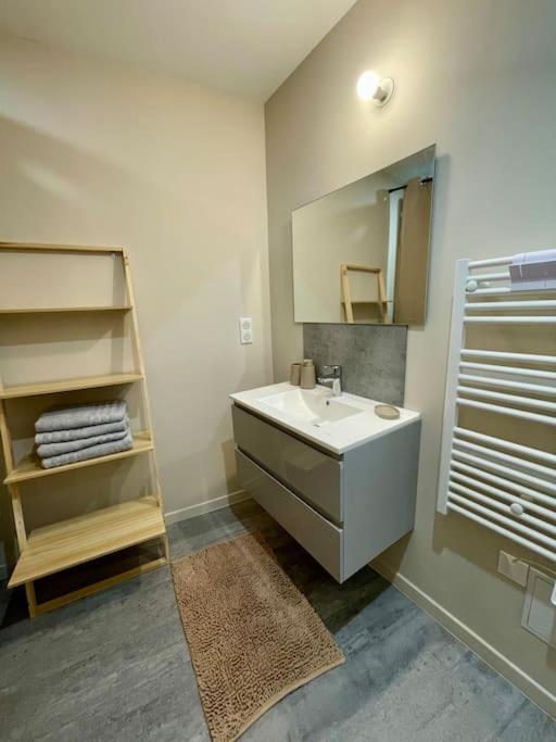 Maison Du Bourg Pasteur Le Moulinaud Extérieur photo